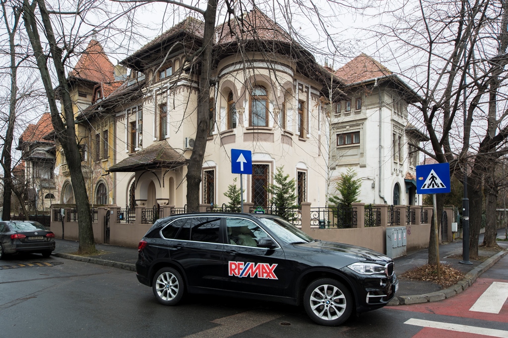 RE/MAX Magnum