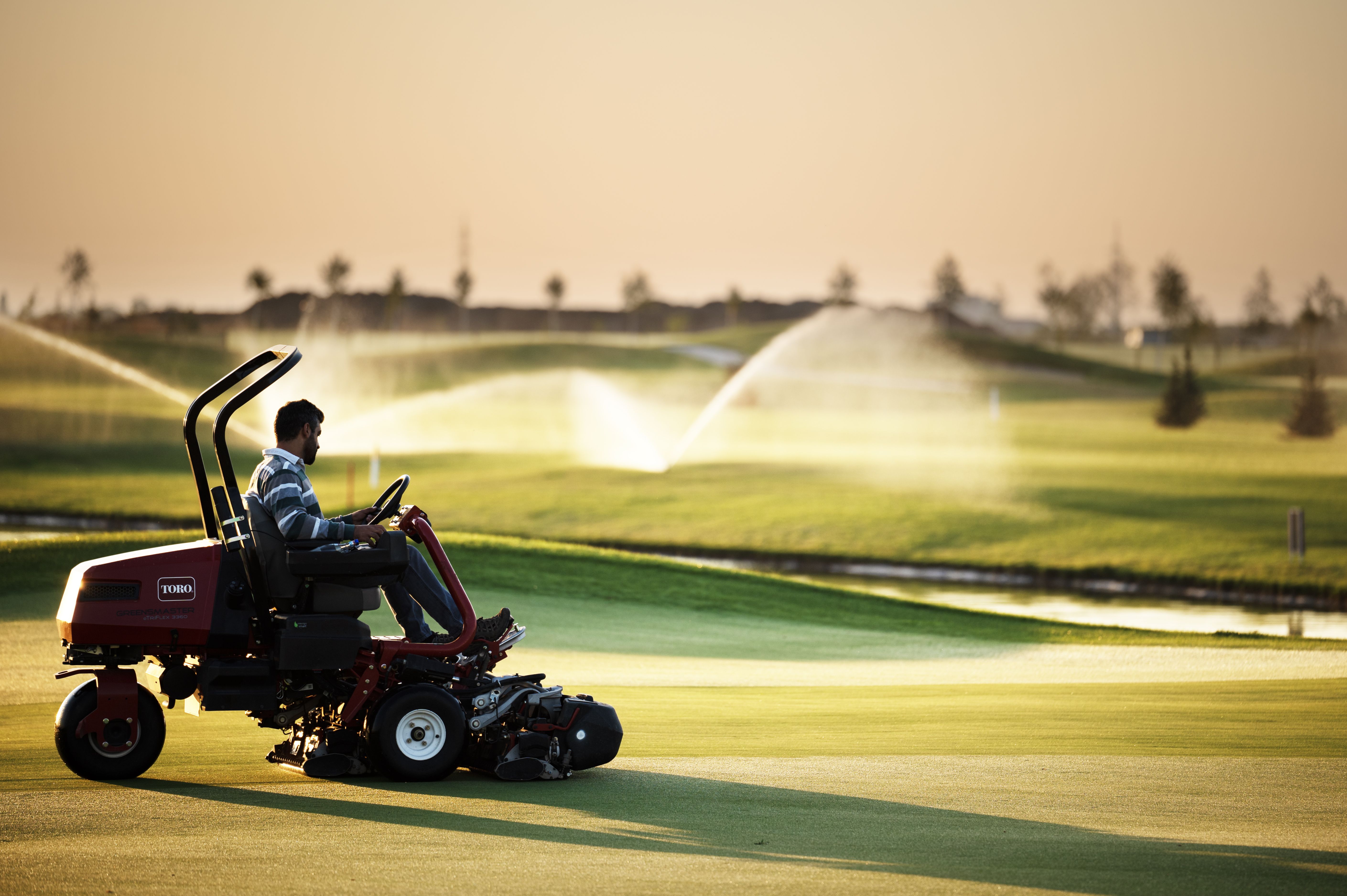 NATIONAL GOLF & COUNTRY CLUB