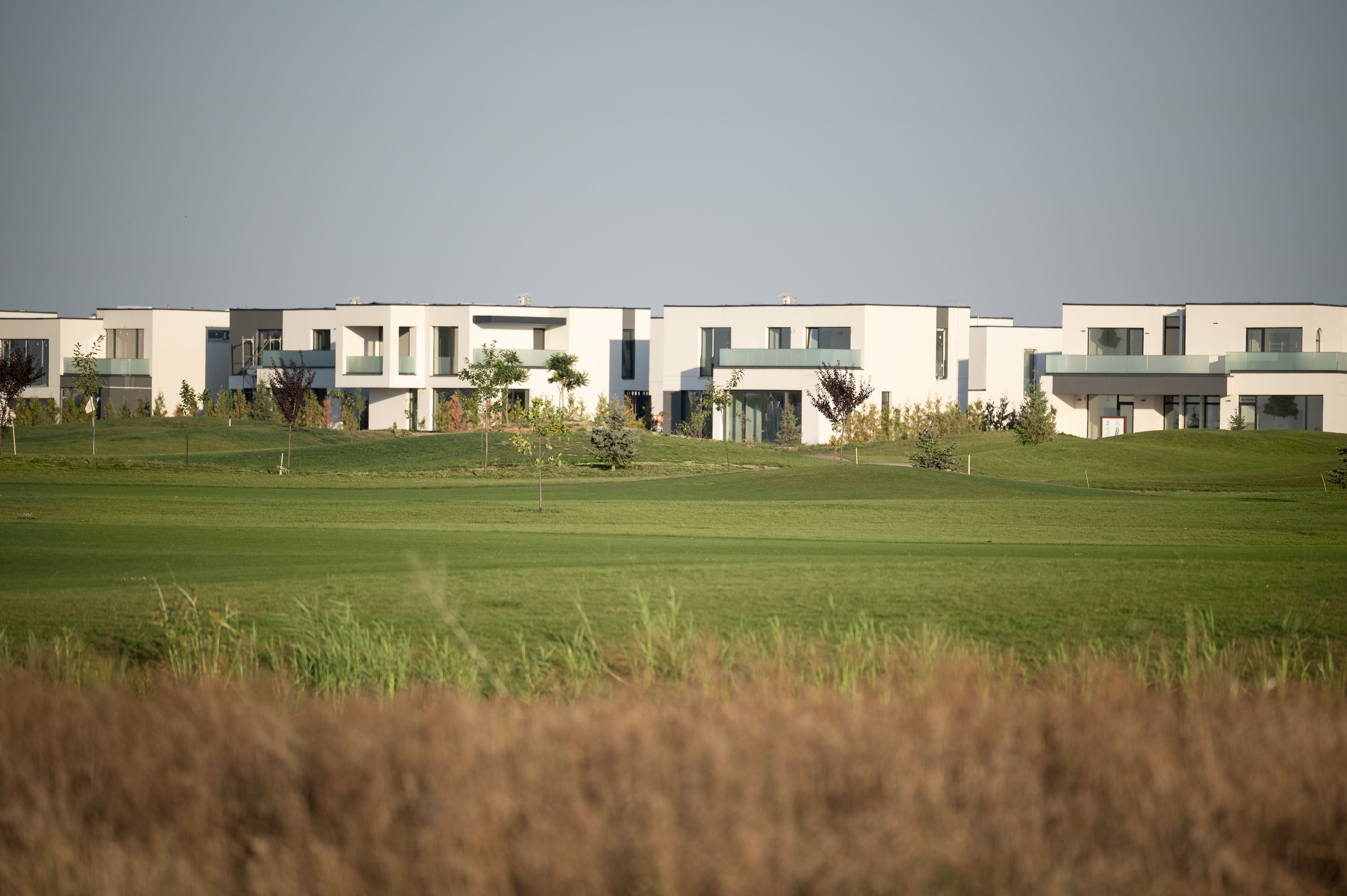NATIONAL GOLF & COUNTRY CLUB