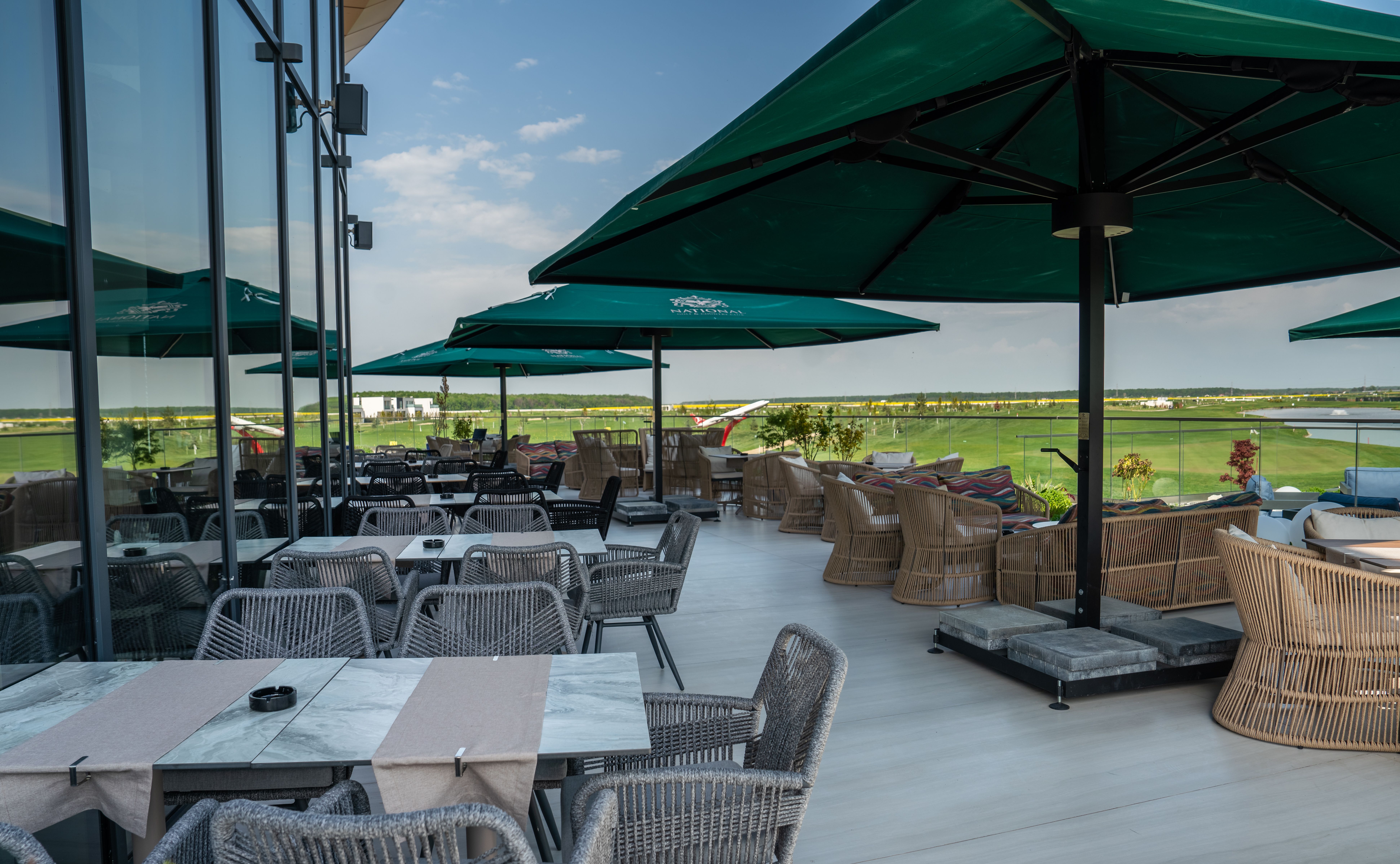 NATIONAL GOLF & COUNTRY CLUB | Apartamente