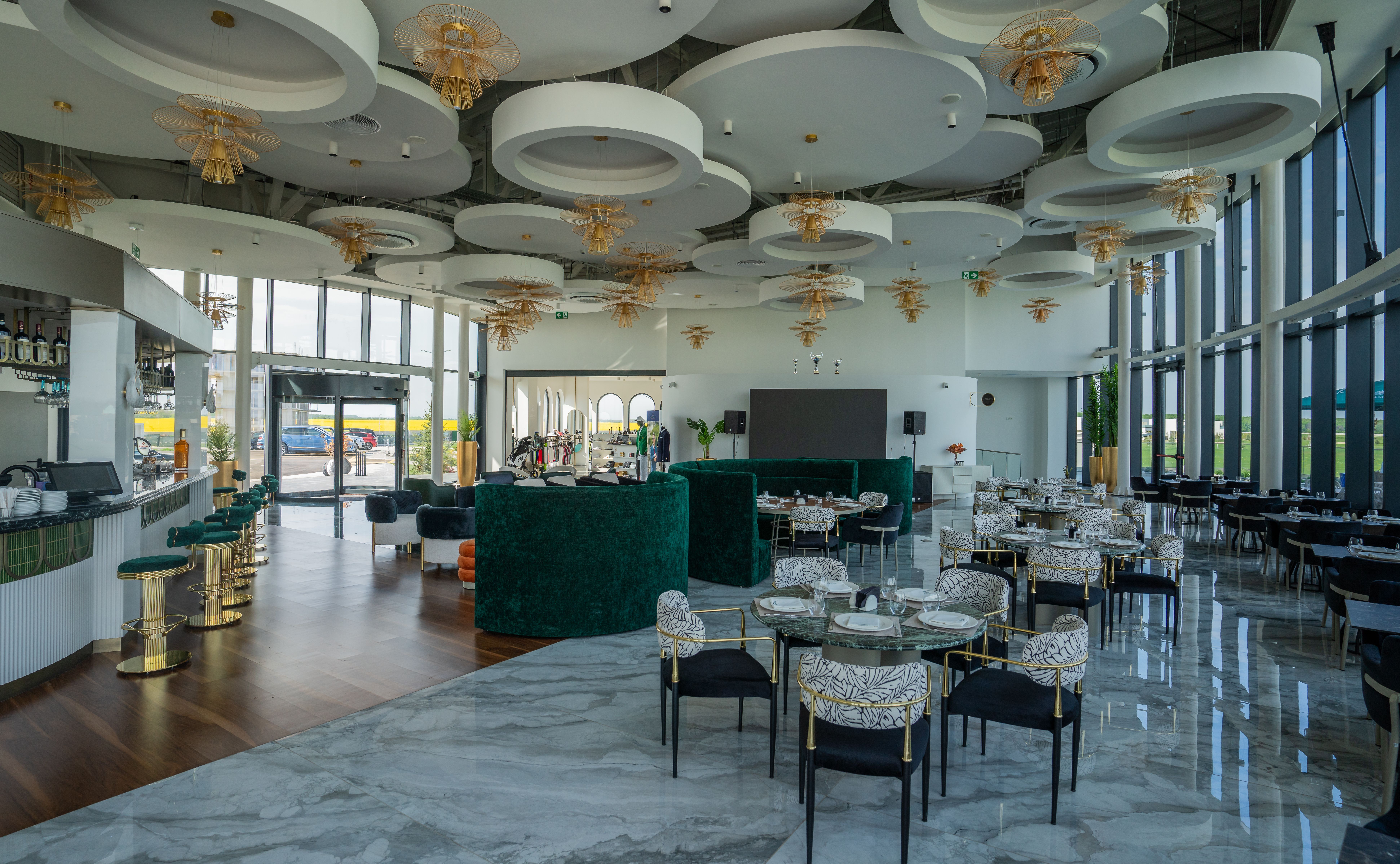 NATIONAL GOLF & COUNTRY CLUB | Apartamente